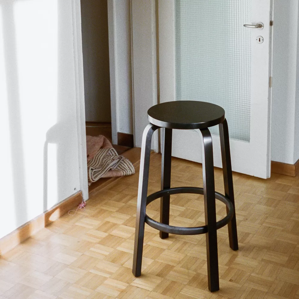 Sgabelli^Artek Bar Stool 64 | Betulla Nero