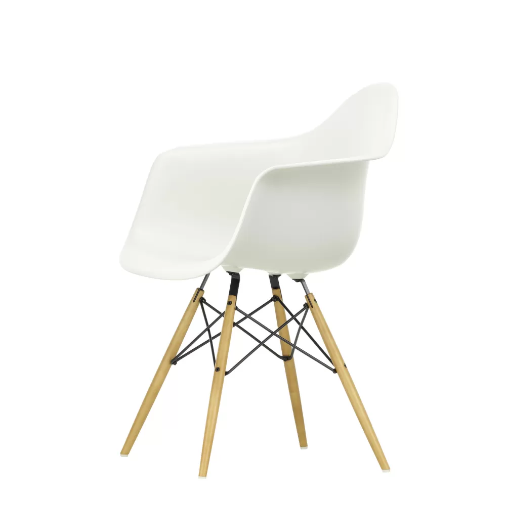 Poltrone Singole^Vitra Eames Plastic Armchair Daw | Poltroncina | Acero - Bianco